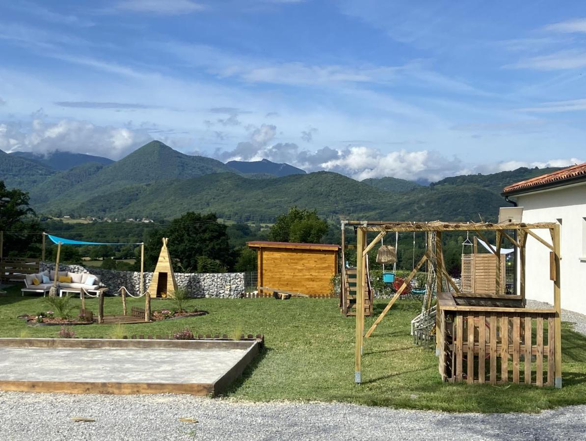 Villa Jacuzzi, Terrain De Petanque Et Aire De Jeux Vue Sur Les Pyrenees Seilhan Екстер'єр фото